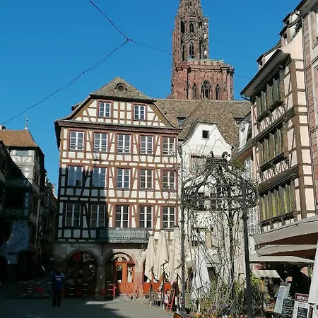 A La Tour Des Rohan Straatsburg