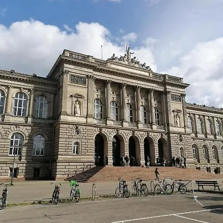 A La Tour Des Rohan Strasbourg